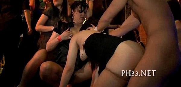  Group sex wild patty at night club